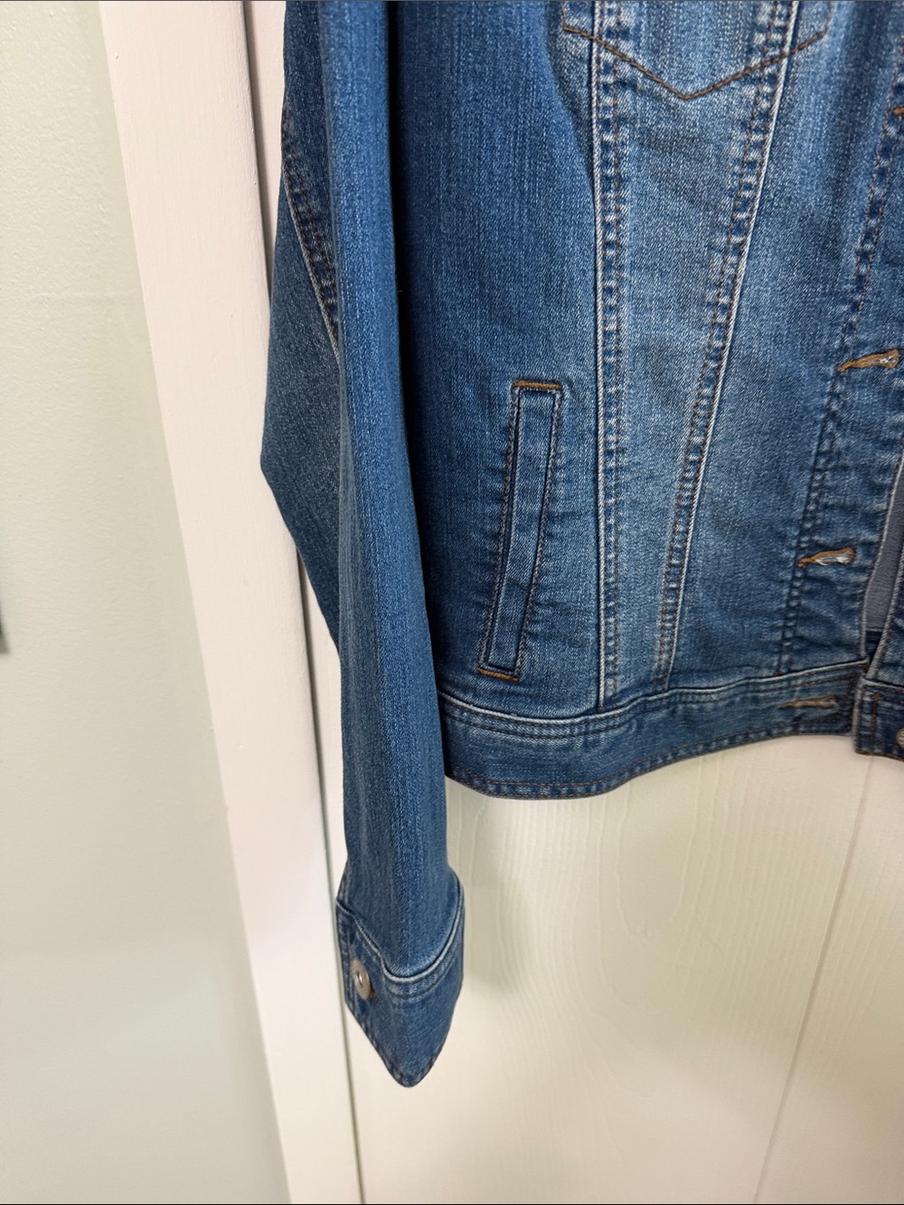 Style & Co. Medium Blue Denim Jacket - Picture 3 of 6